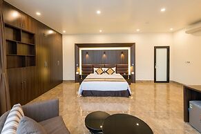 CoTo Starlight Boutique Hotel