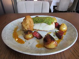 Loftsome Bridge Hotel