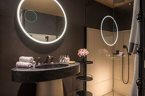 Cour des Vosges - Evok Collection
