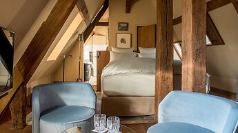 Cour des Vosges - Evok Collection