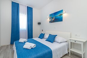 Villa Lux