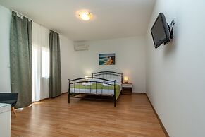 Villa Lux