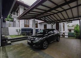 Ayansa Villa