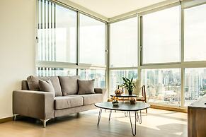 Dazzling Apartment Ocean View