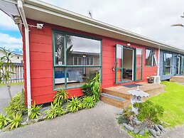 Parakai Geothermal Motel