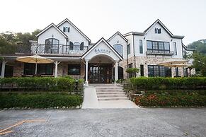 King's Garden Villa