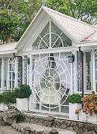 King's Garden Villa