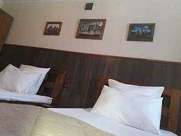 Gostinyi Dvor Galirad