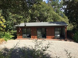 Kanuka Ridge Lodge and Backpackers