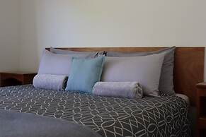Kanuka Ridge Lodge and Backpackers