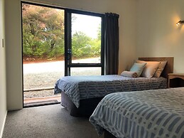 Kanuka Ridge Lodge and Backpackers