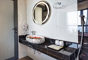 Ruby Luxury Hotel