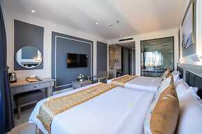 Ruby Luxury Hotel