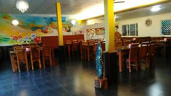 Sun Lu Holiday Homestay