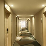 Poltton International Apartment Luohe