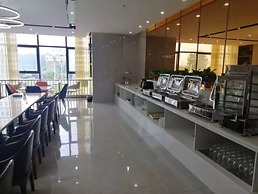 Poltton International Apartment Luohe