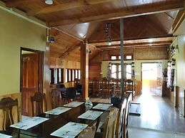 Ziro Palace Inn