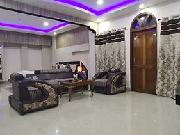 Ziro Palace Inn