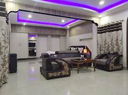 Ziro Palace Inn