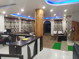 Ziro Palace Inn
