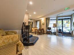 Humala Guest House