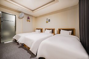 Masan Amor Hotel
