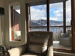 Huge 3 Bedroom Condo With a View