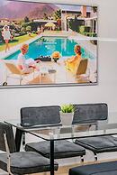 Cool and Comfortable 2 Bedroom Den
