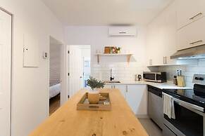 Live Like a Local in Le Plateau