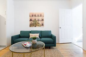Live Like a Local in Le Plateau