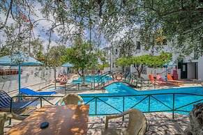 Kastro Studios Apartments