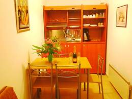 Kastro Studios Apartments