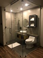 Bravo Tanauan Hotel