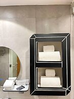 Bravo Tanauan Hotel