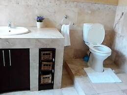 Dolisa's Place