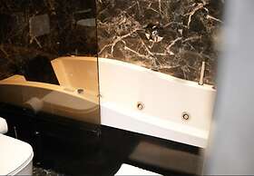 La Suite Boutique Hotel