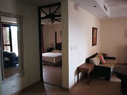 Beachfront Jaco Condos - Fully Equipped - 6 Pax