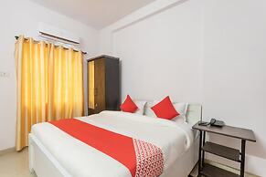 OYO 28691 Hotel Golden Star