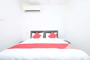OYO 26738 Hotel Supreet