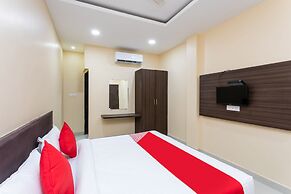 OYO 28247 Hotel SMR Palace