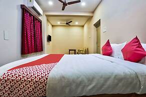 OYO 29878 Sri Abirami Inn