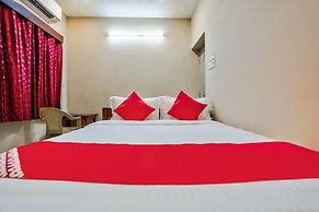 OYO 29878 Sri Abirami Inn