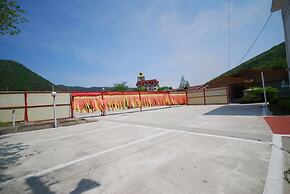 M Motel