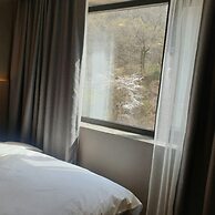 Mudeungpark Hotel