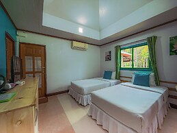 Ko Kut Ao Phrao Beach Resort