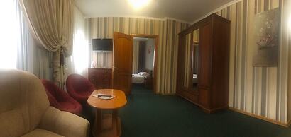Hotel LaMa 2