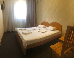 Hotel LaMa 2