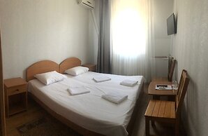 Hotel LaMa 2