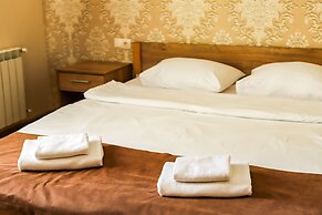 Hotel LaMa 2