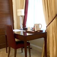 Kings Park Hotel
